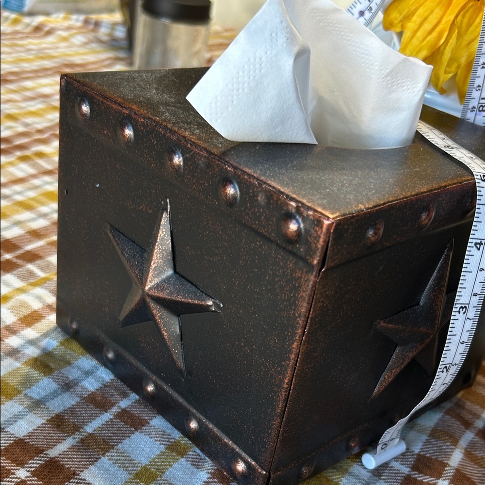 Rustic Star Tissue Box Holder and Cup Dispenser Set sku#174 - Picture 5 of 5
